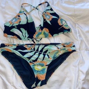 Roxy Bikini Set NWOT